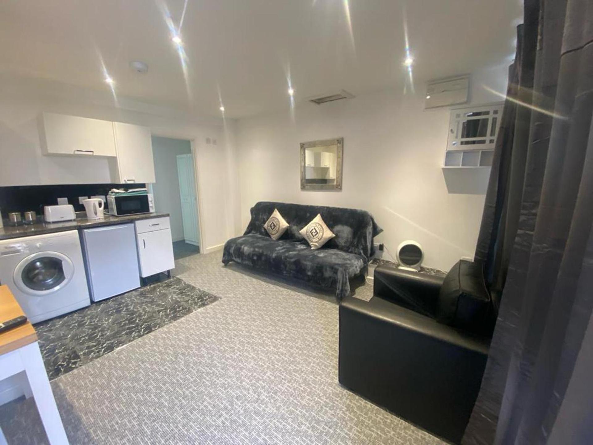 Beautiful 3-Bed Apartment In Merthyr Tydfil Exteriér fotografie